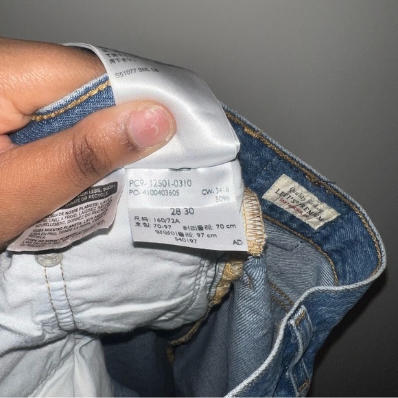 Levi’s 501 Wedgie Fit Medium Wash Skinny Jeans - Picture 6 of 7